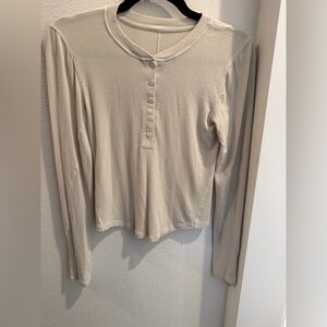 Lululemon Bone hold tight henley sz 4